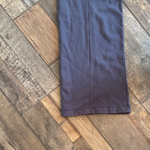 NWOT GAP Charcoal sweat pants - Picture 5 of 5